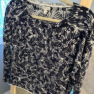 Garnet Hill Navy and White Abstract Scoop-Neck Long Sleeve Top